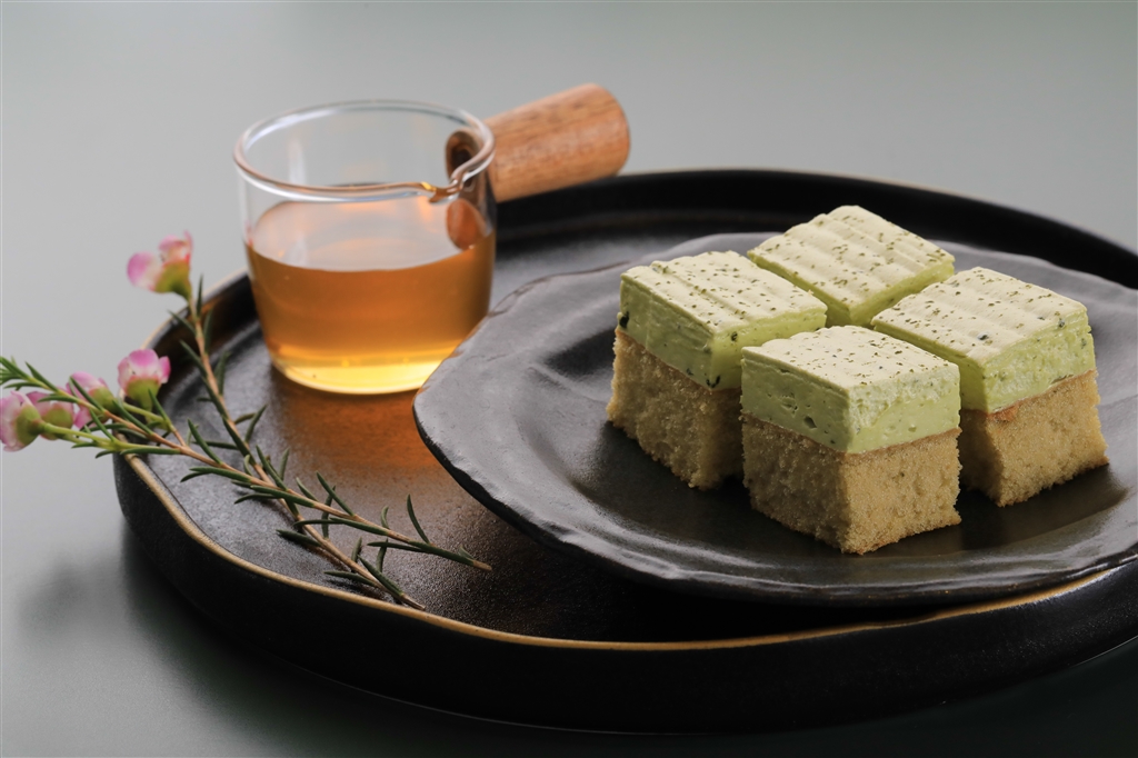 Bánh Matcha Trà Xanh Mousse